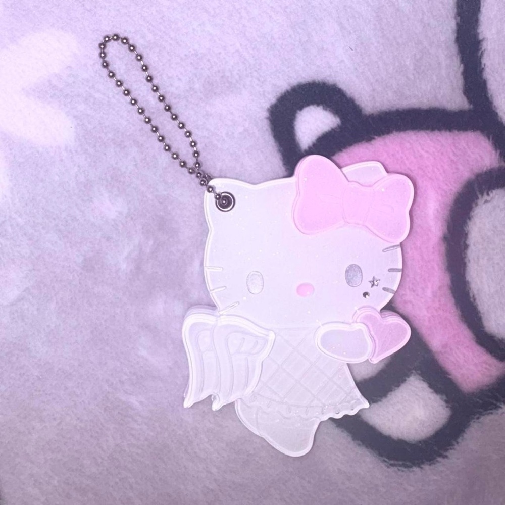 Hello kitty mirror keychain